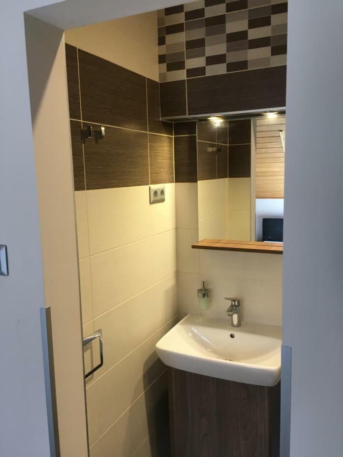 Laza Vendeghaz Hotel Zamardi Luaran gambar